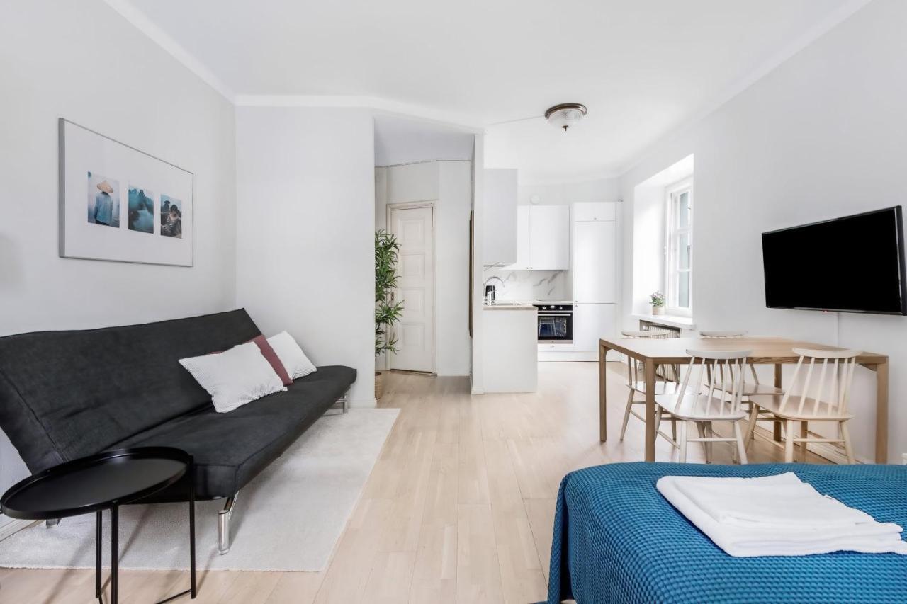 Wehost Modern Scandinavian Studio In Trendy Kallio Helsinki Exterior photo
