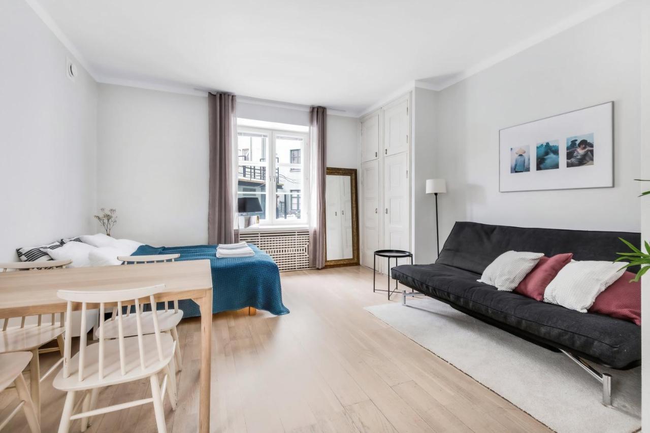Wehost Modern Scandinavian Studio In Trendy Kallio Helsinki Exterior photo